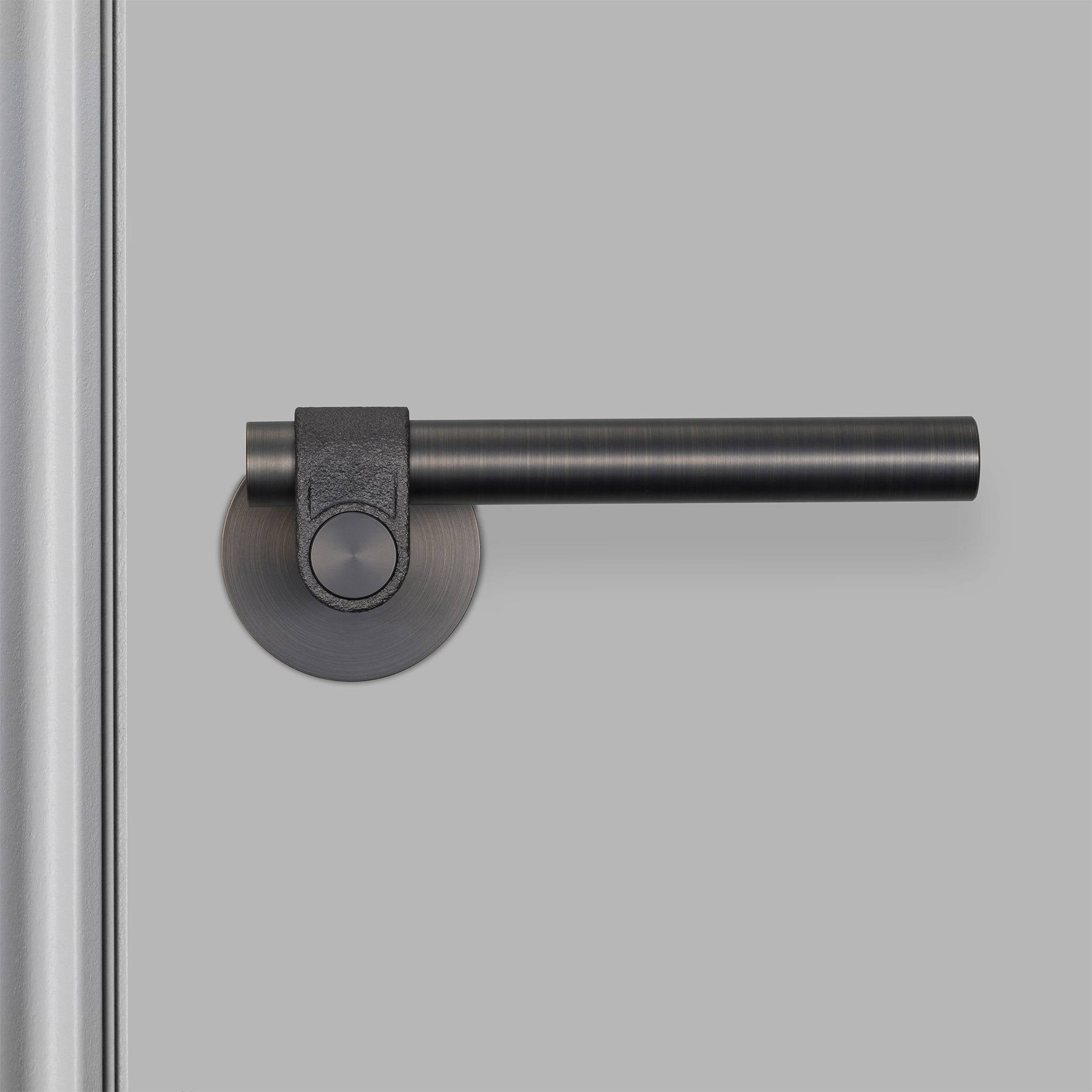 DOOR HANDLE SET / CAST / SWE / SPRUNG