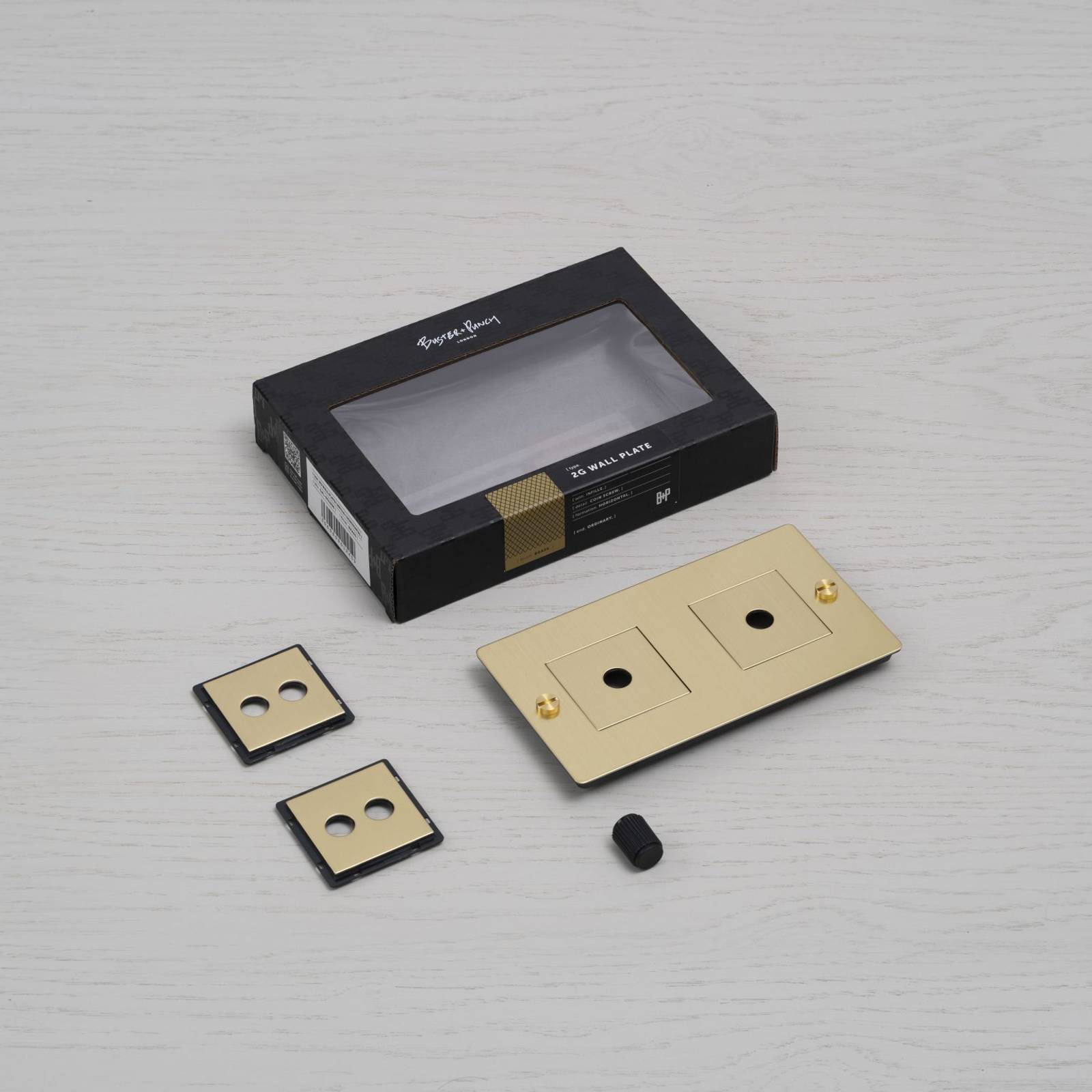 2G WALL PLATE / HORIZONTAL / WITH INFILLS / WITHOUT LOGO