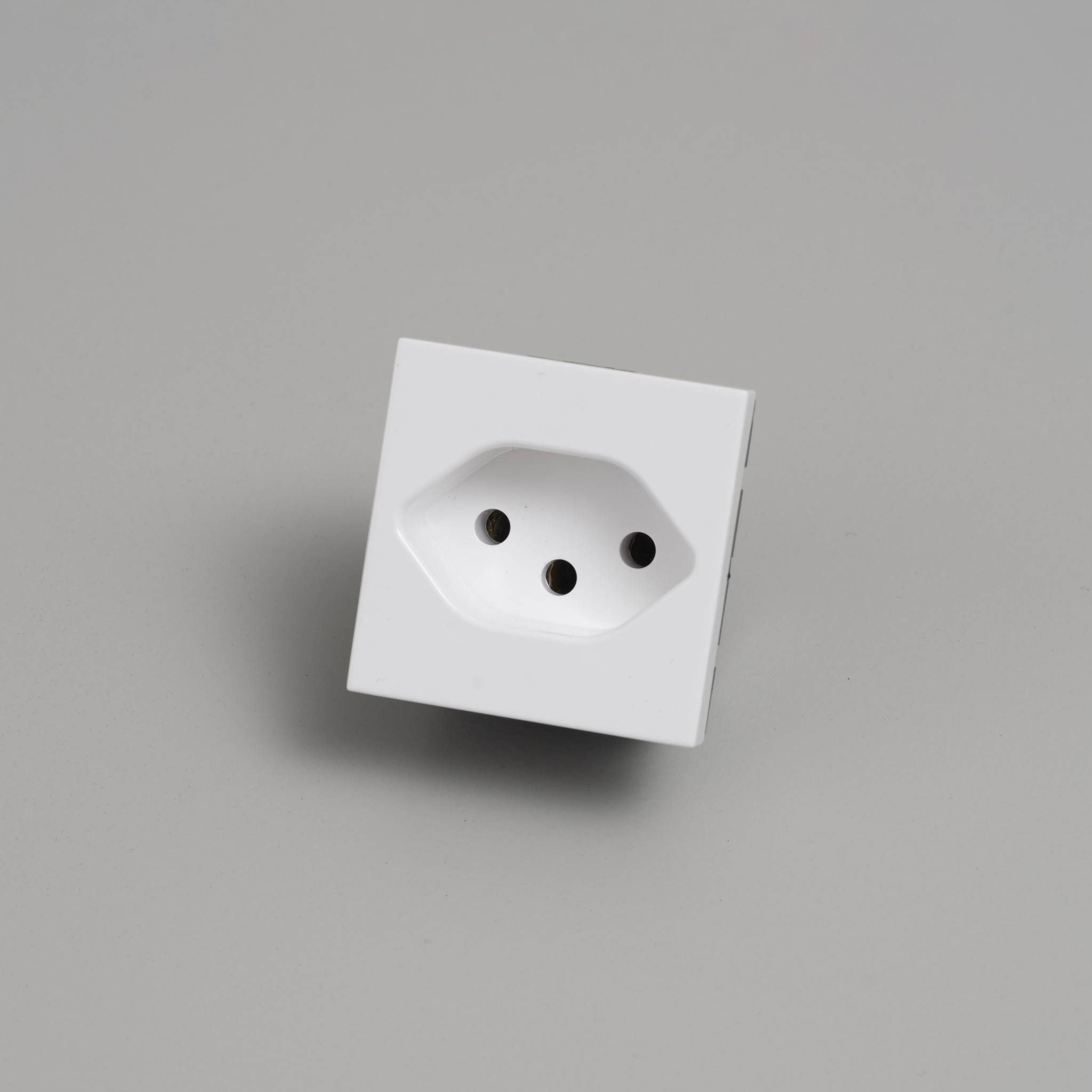 SWISS SOCKET MODULE / TYPE J