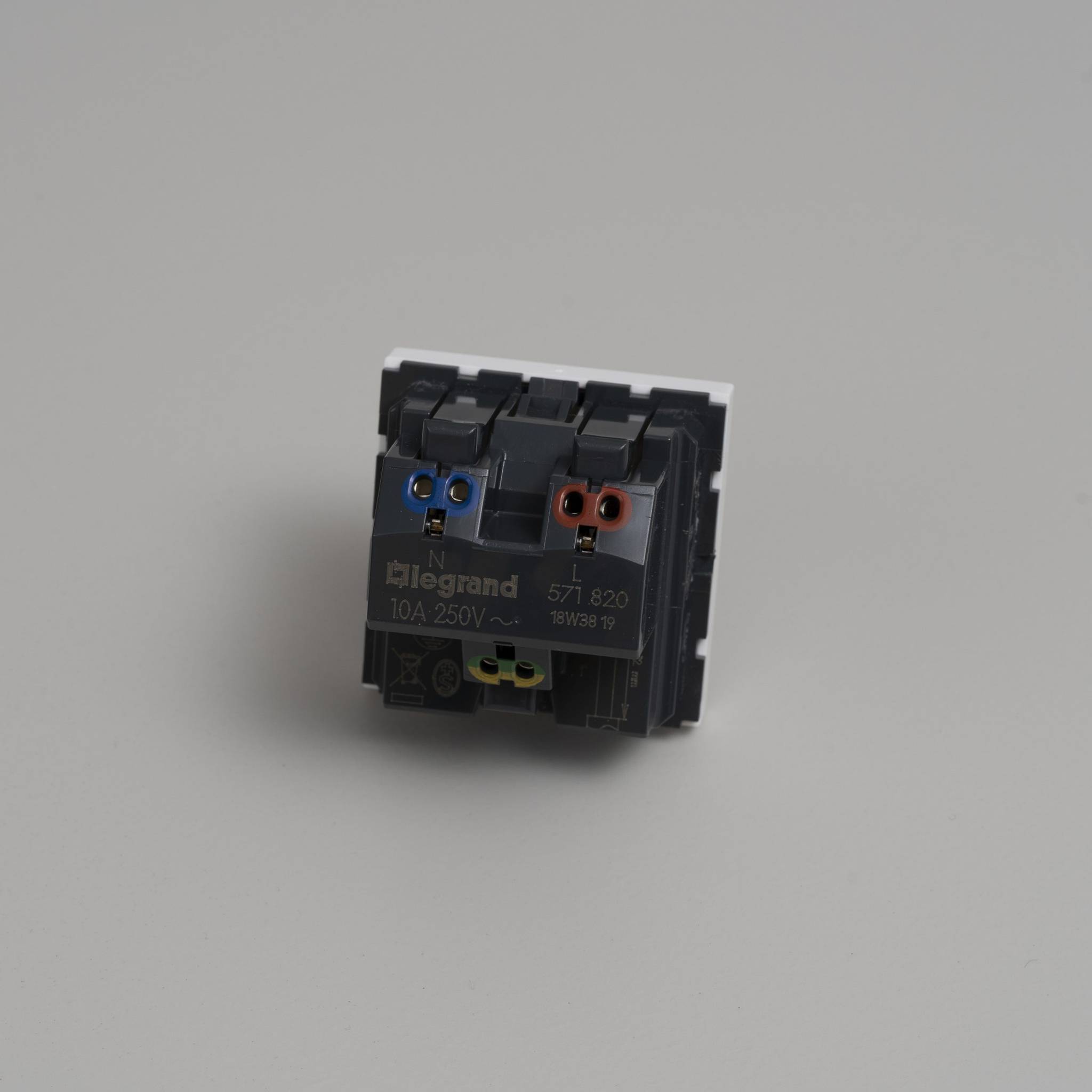 SWISS SOCKET MODULE / TYPE J