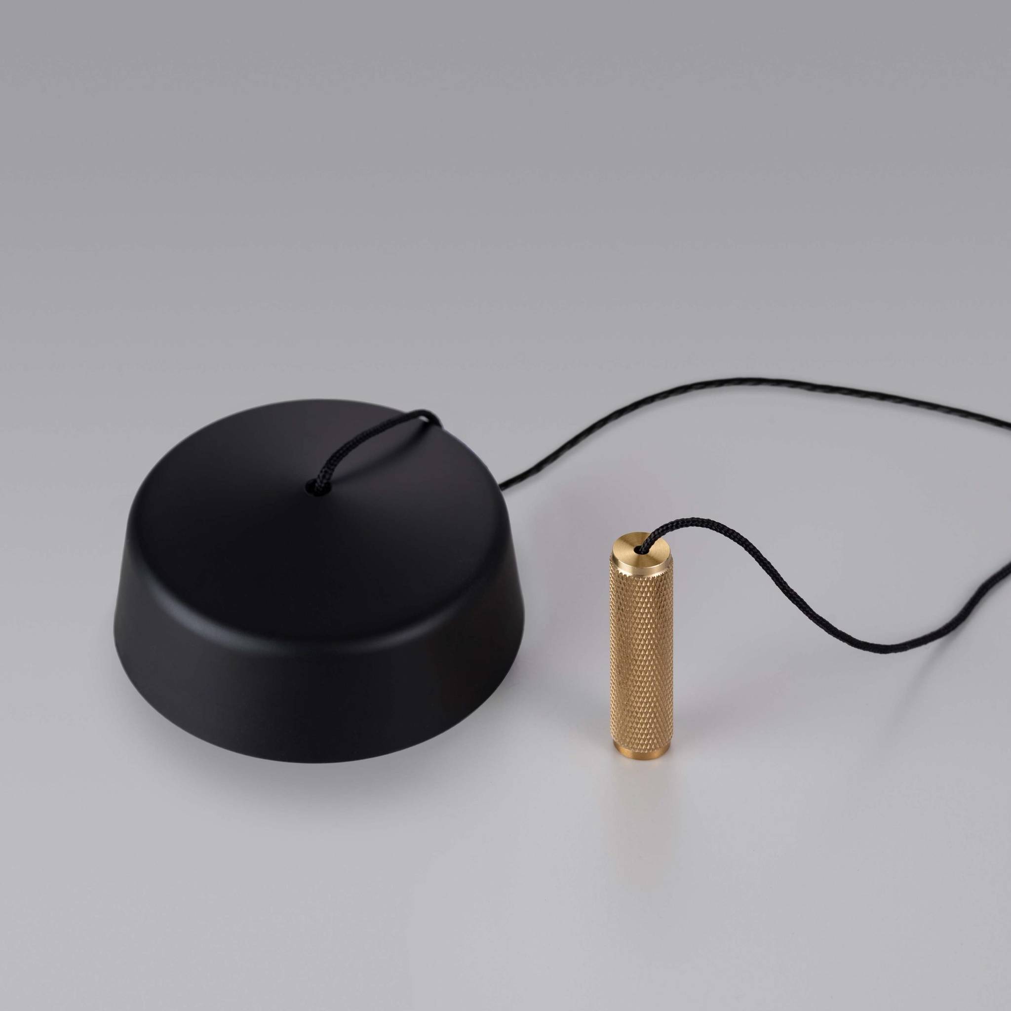 BATHROOM PULL SWITCH / CROSS