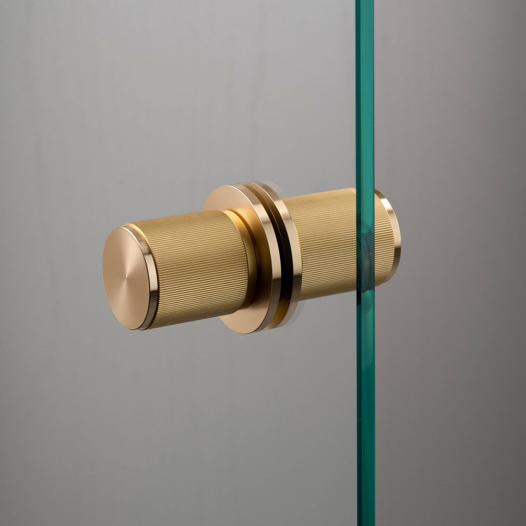 DOOR KNOB / FIXED / DOUBLE-SIDED / LINEAR