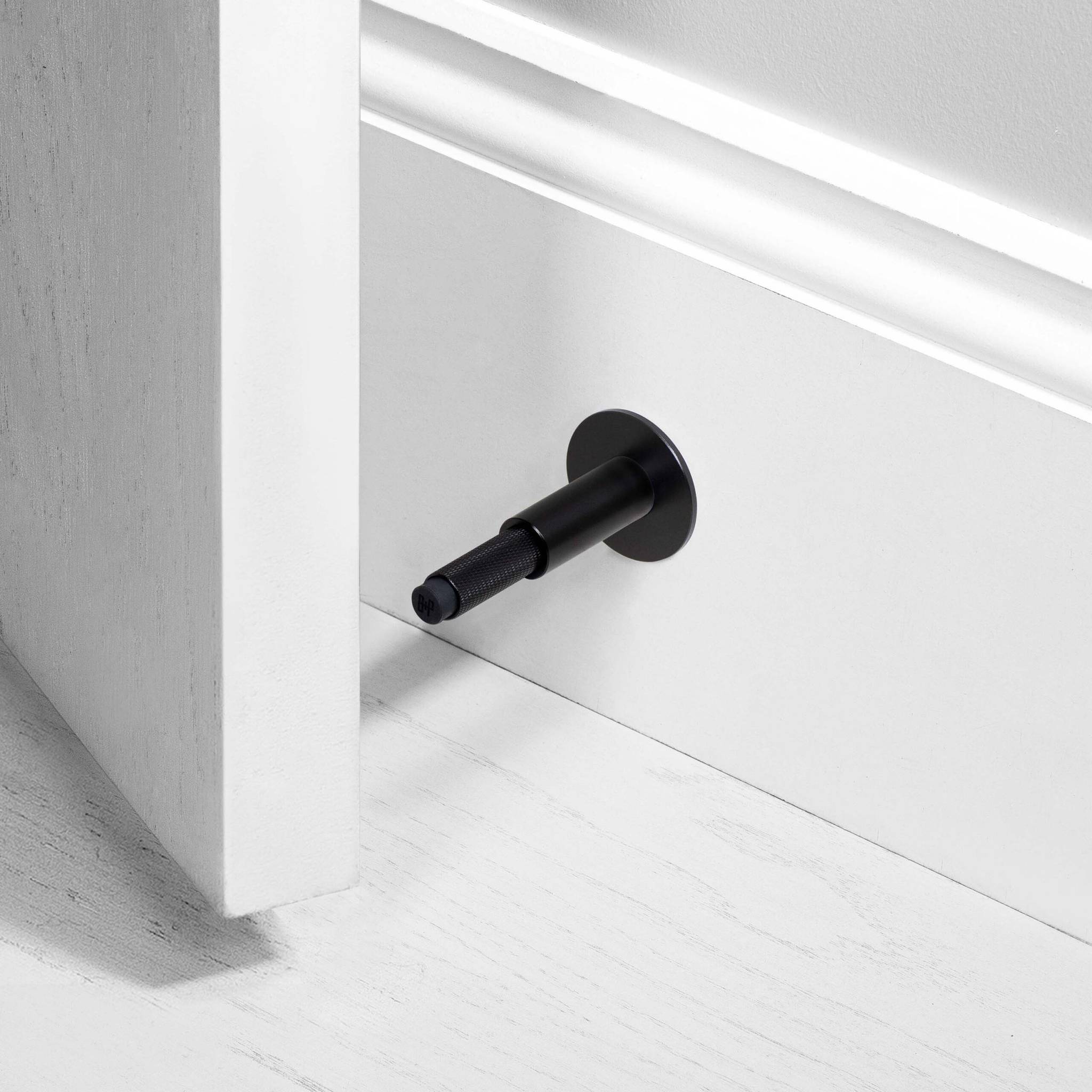 DOOR STOP / WALL / CROSS