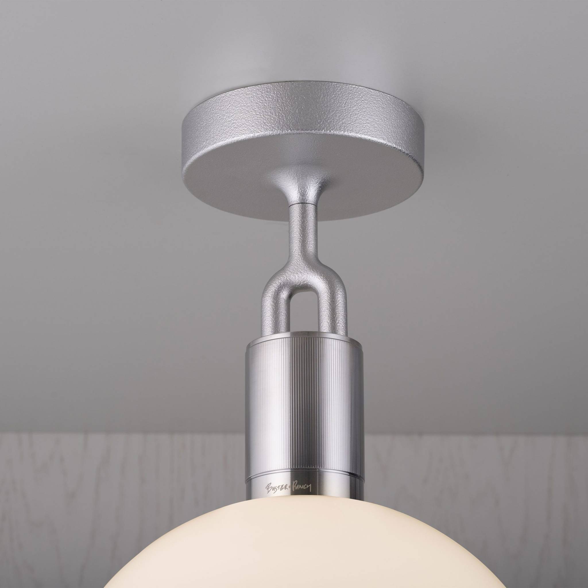 FORKED CEILING / LINEAR / GLOBE / OPAL / LARGE